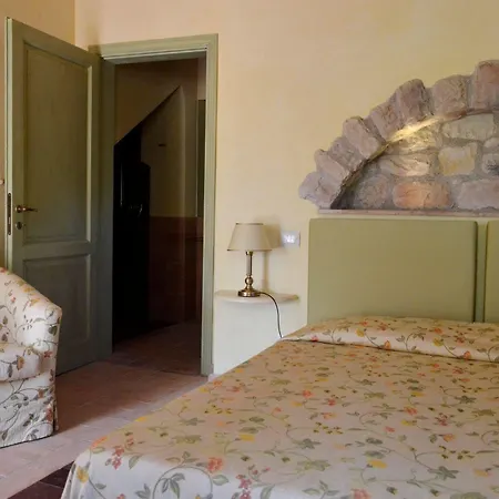 Tenuta Uccellina 3* Magliano in Toscana