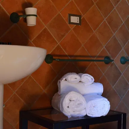 Tenuta Uccellina 3*